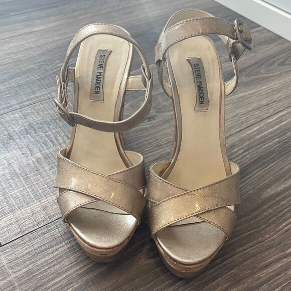 Steve Madden Shoes - Steve Madden Gold/Champagne Heels